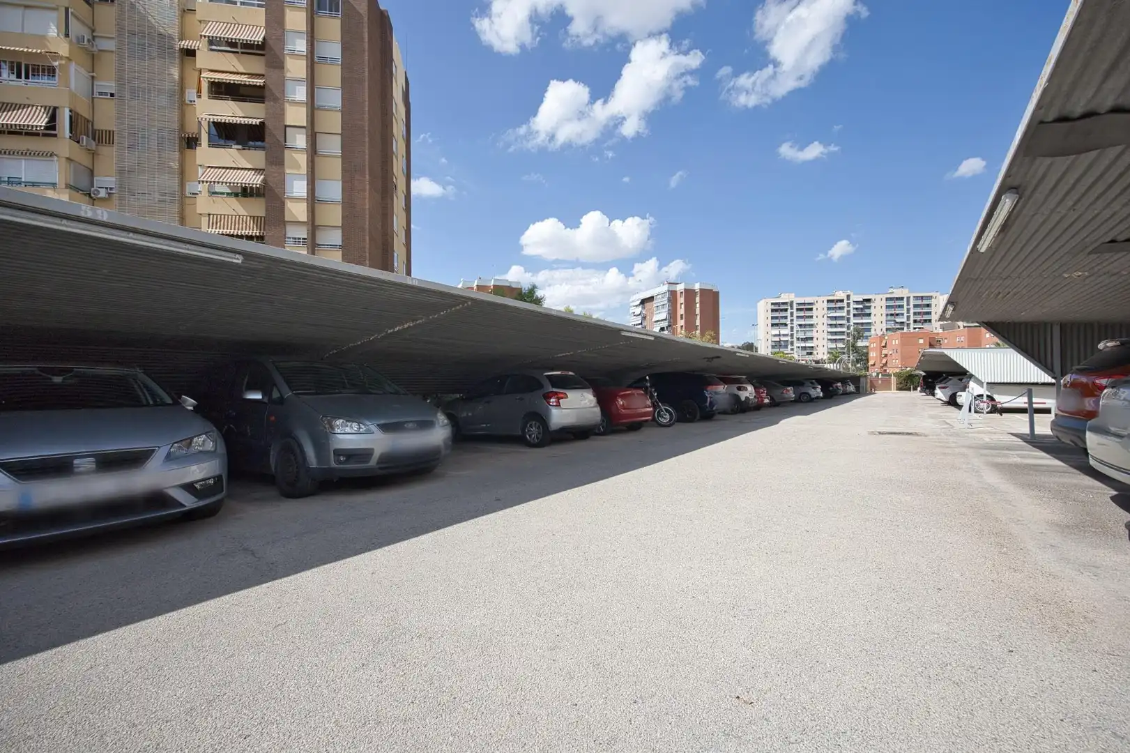 Aparcament de Pis en venda en Alicante / Alacant amb Aire condicionat, Calefacció i Terrassa