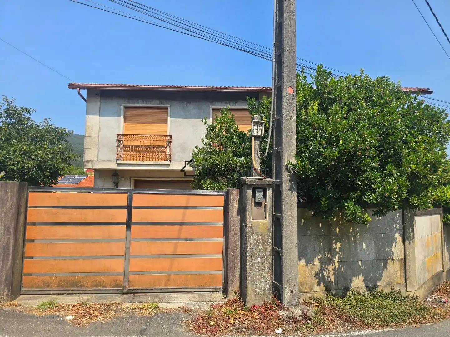Vista exterior de Casa o xalet en venda en Pontevedra Capital  amb Calefacció, Jardí privat i Terrassa