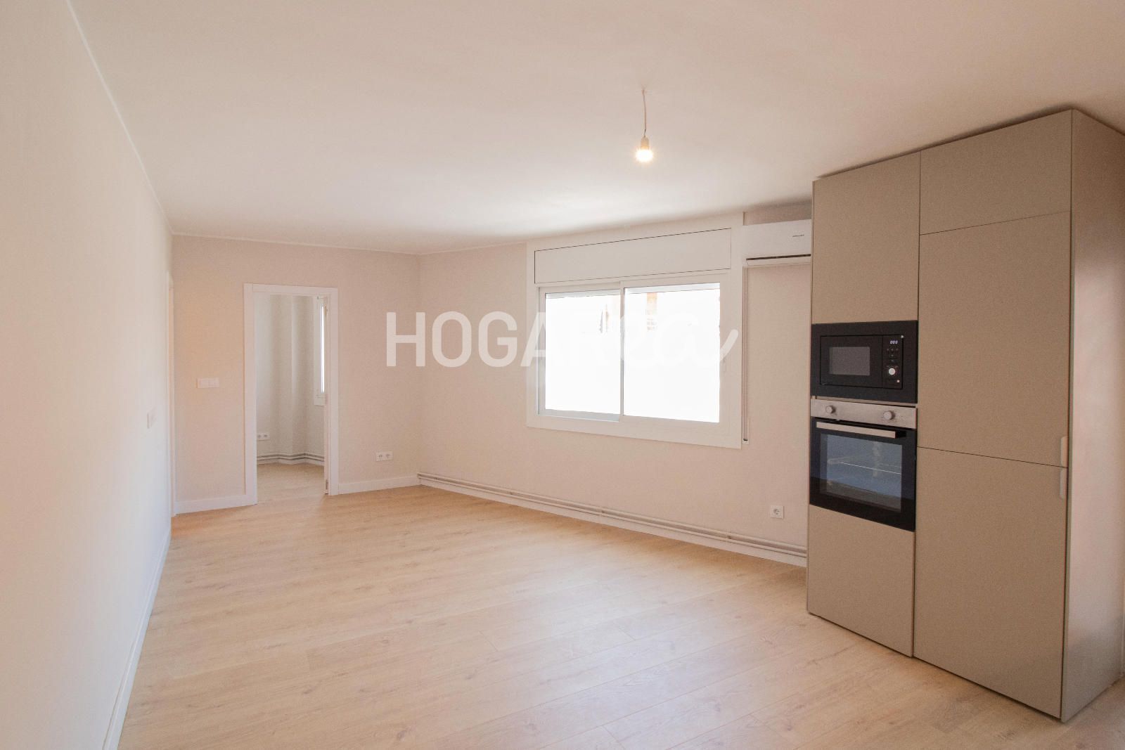Bedroom of Flat for sale in Rubí  with Air Conditioner, Heating and Parquet flooring