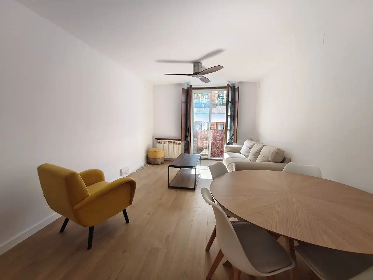 Living room of Apartments for rent in Sitges  with Heating, Furnished and Oven