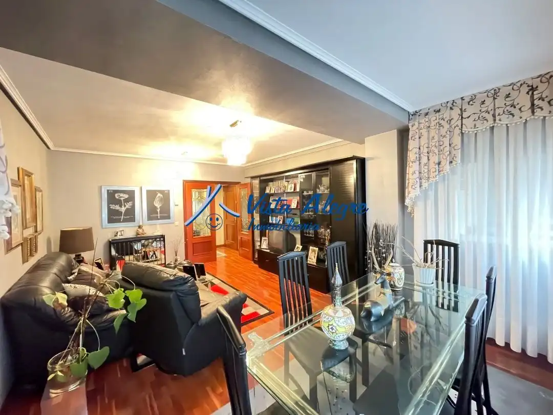 Sala de estar de Piso en venta en Haro con Calefacción, Terraza y Trastero