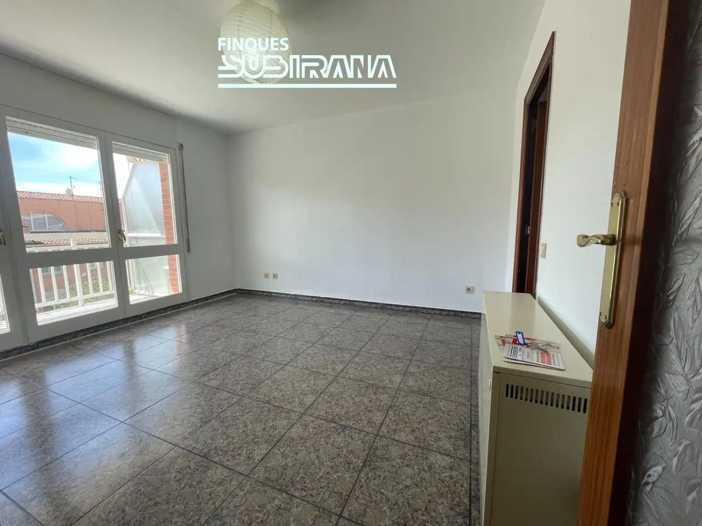 Piso en venta en Igualada con Balcón