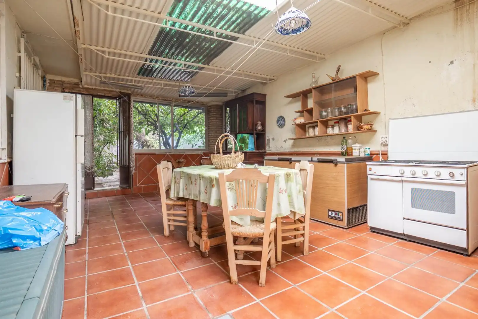 Küche von Residential zum Verkauf in Armilla