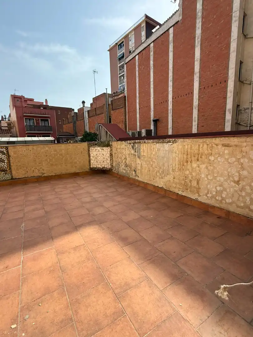 Terraza de Piso en venta en Barcelona con Calefacción, Parquet y Horno