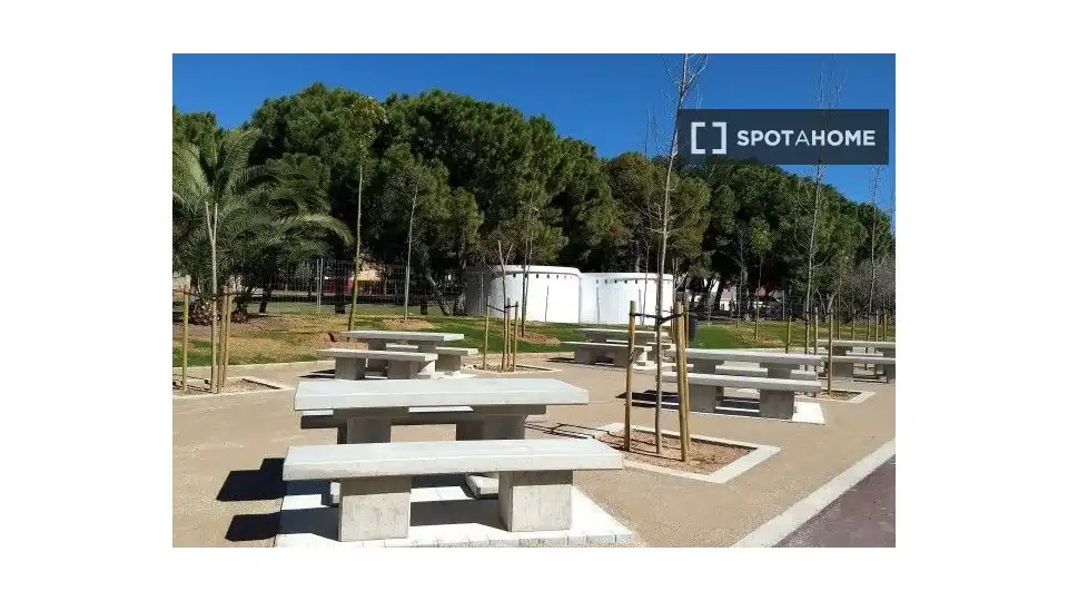 Exterior view of Apartments for share in Valencia  with Air Conditioner, Heating and Terrace