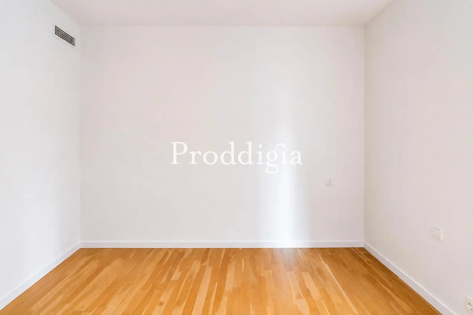 Flat for rent in Via Augusta, Sant Gervasi- Galvany