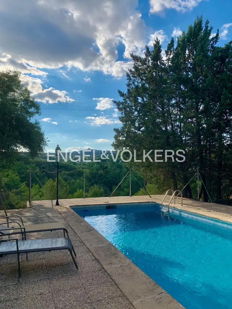 Piscina de Casa o xalet en venda en Las Rozas de Madrid amb Calefacció, Jardí privat i Piscina