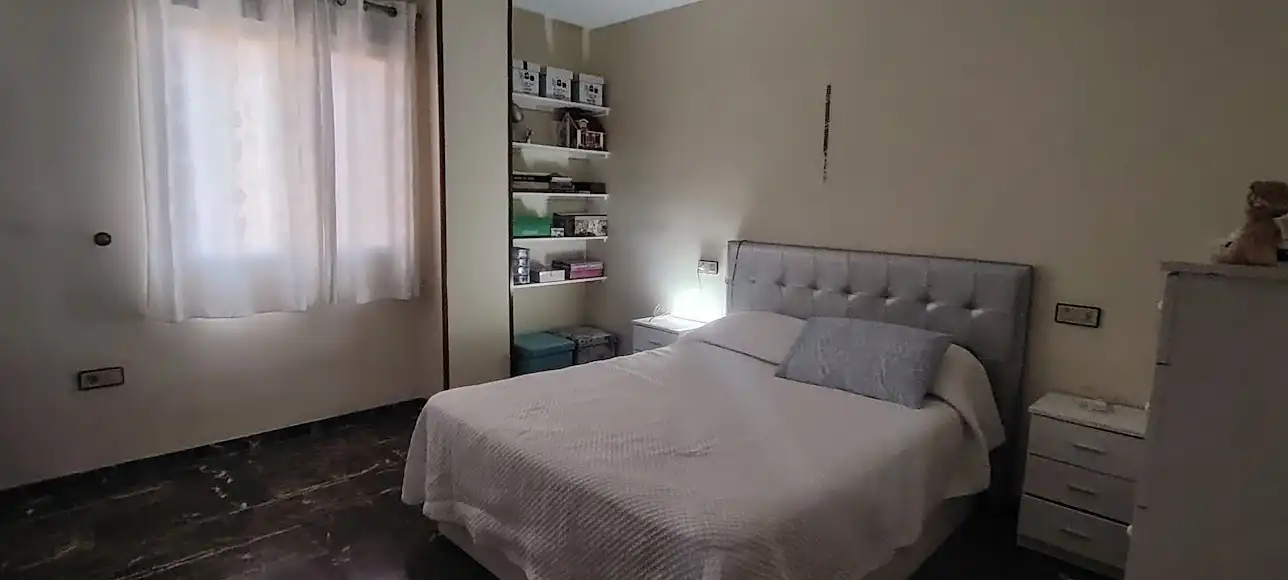 Schlafzimmer von Wohnung zum Verkauf in Linares mit Klimaanlage, Heizung und Privatgarten