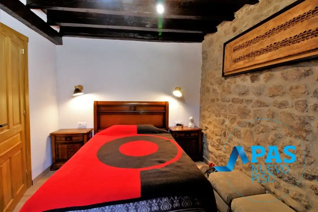 Bedroom of Houses for sale in Camaleño  with Heating, Private garden and Terrace