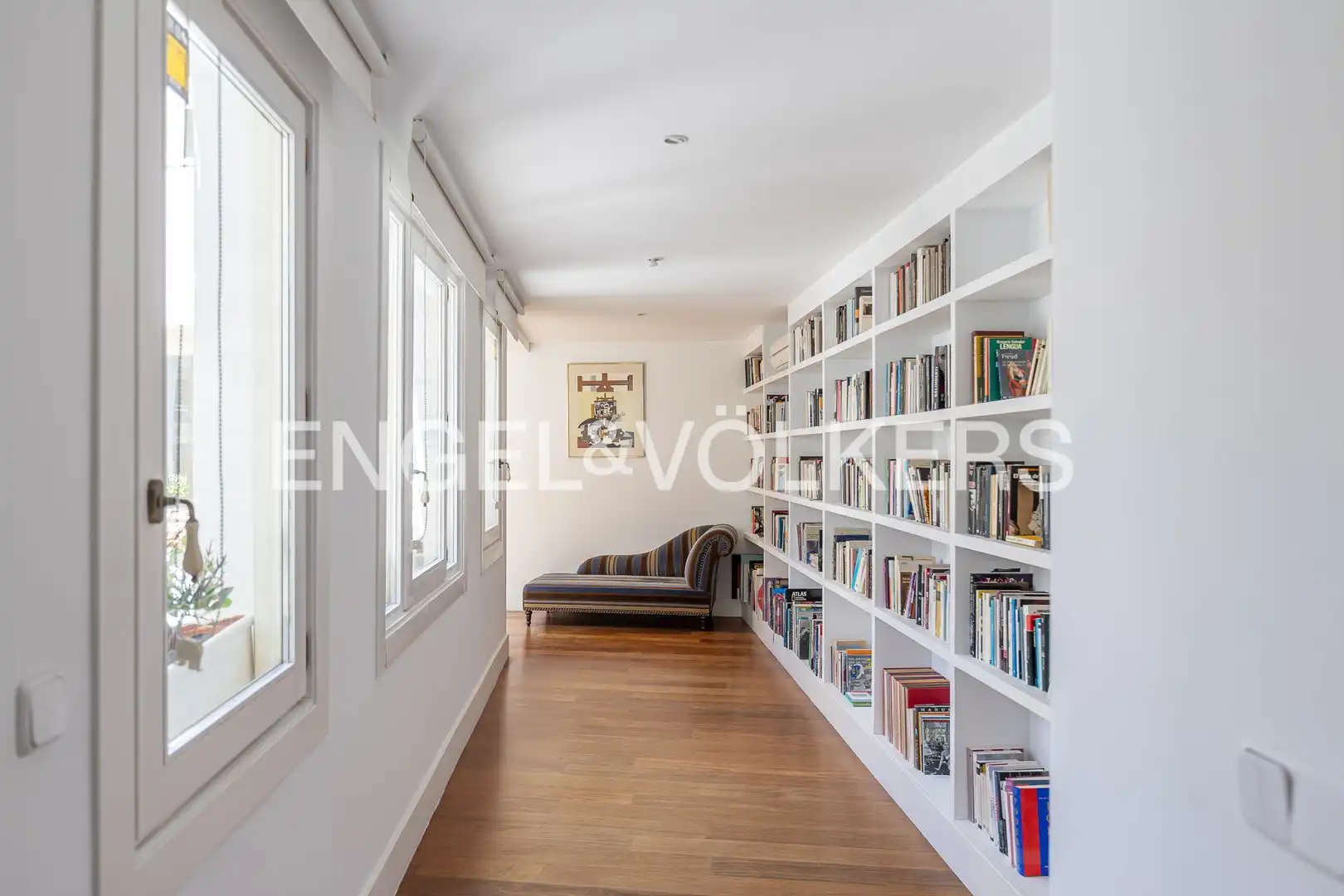 Flat for rent in Madrid  with Air Conditioner, Heating and Balcony