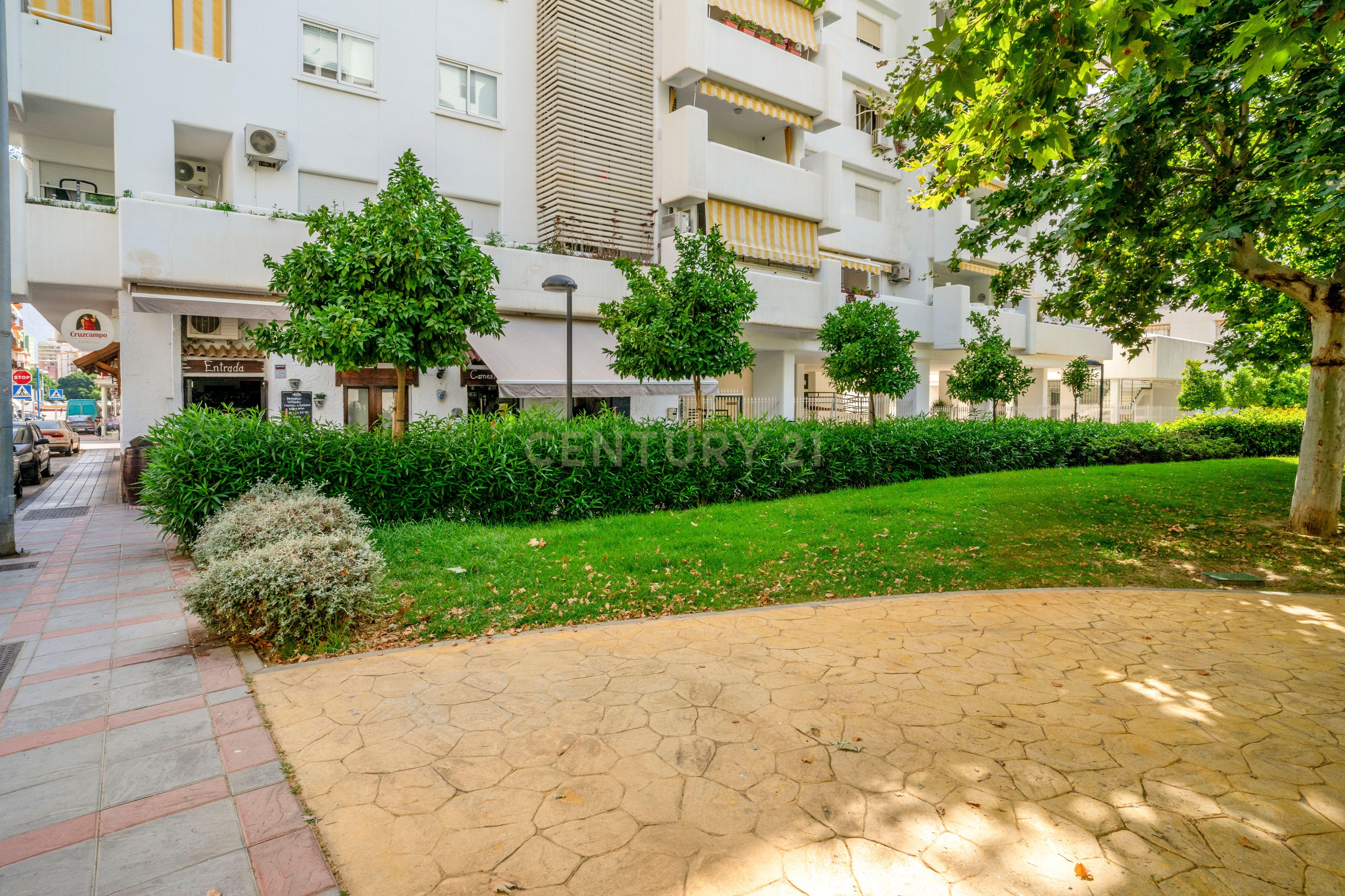 Exterior view of Premises for sale in Fuengirola