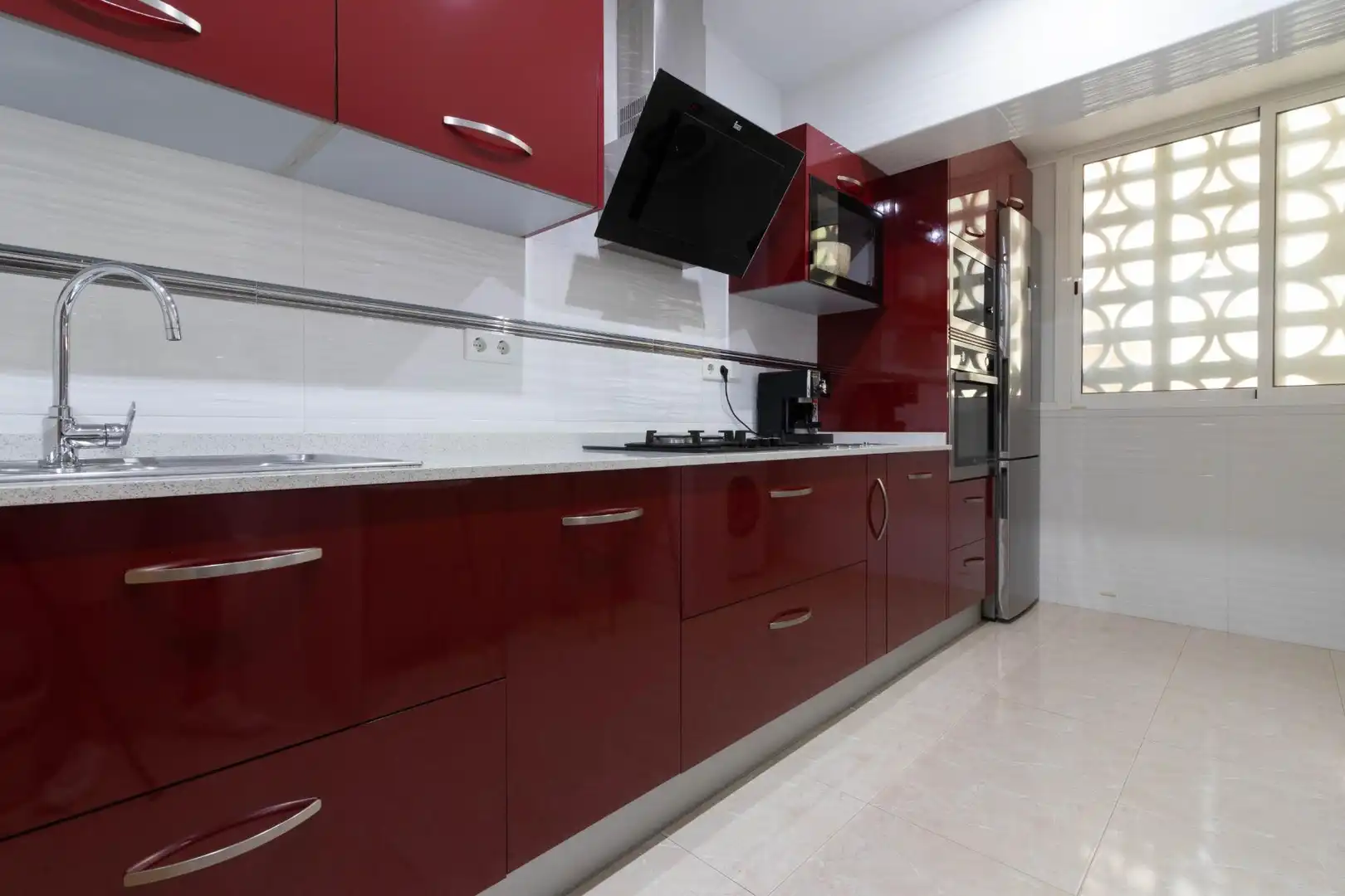Room in Calle BARONIA DE POLOP, Virgen del Remedio - Parque Lo Morant