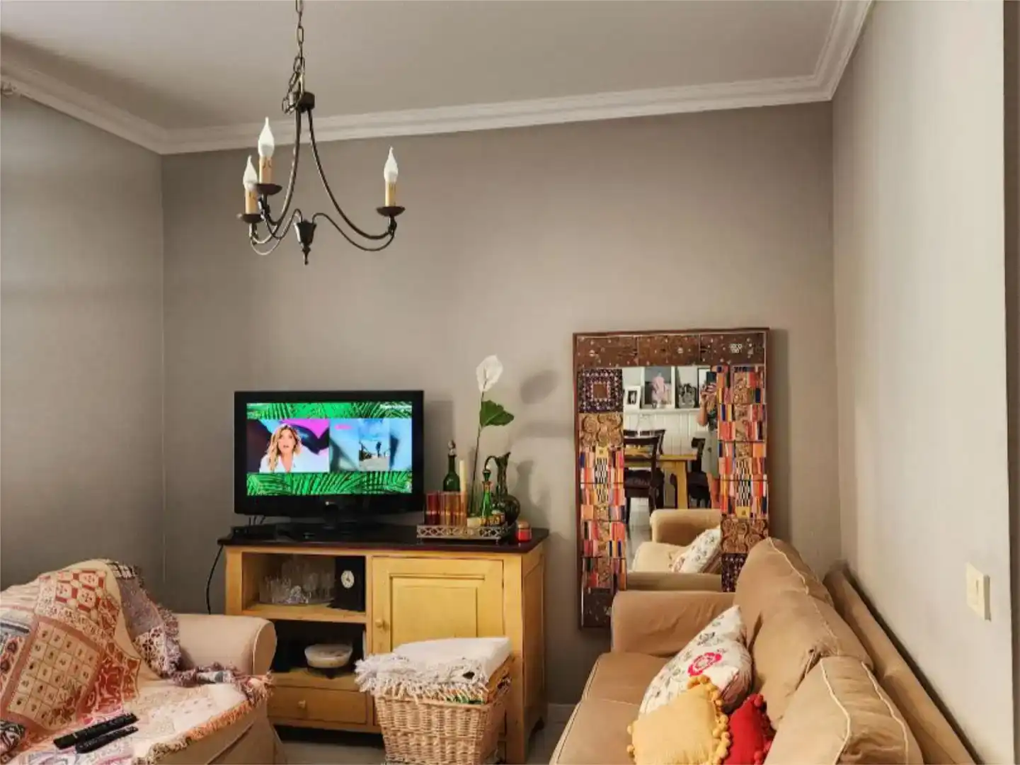 Sala de estar de Piso en venta en Arona con Jardín privado, Trastero y Amueblado