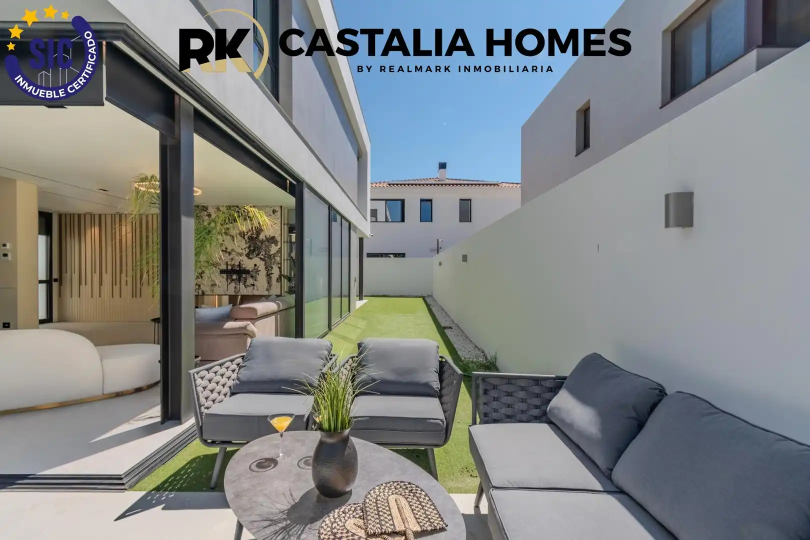 Terrassa de Casa o xalet en venda en Castellón de la Plana / Castelló de la Plana amb Aire condicionat, Calefacció i Jardí privat