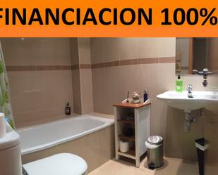 Bathroom of Attic for sale in Cadrete  with Air Conditioner and Terrace