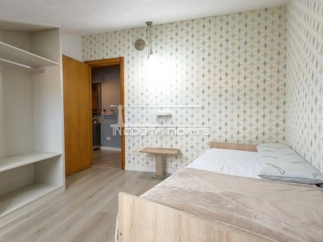 Habitación de Ático de alquiler en Fisterra con Amueblado