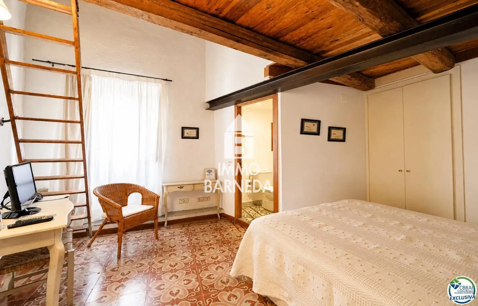 Dormitori de Casa o xalet en venda en Fortià amb Calefacció i Balcó