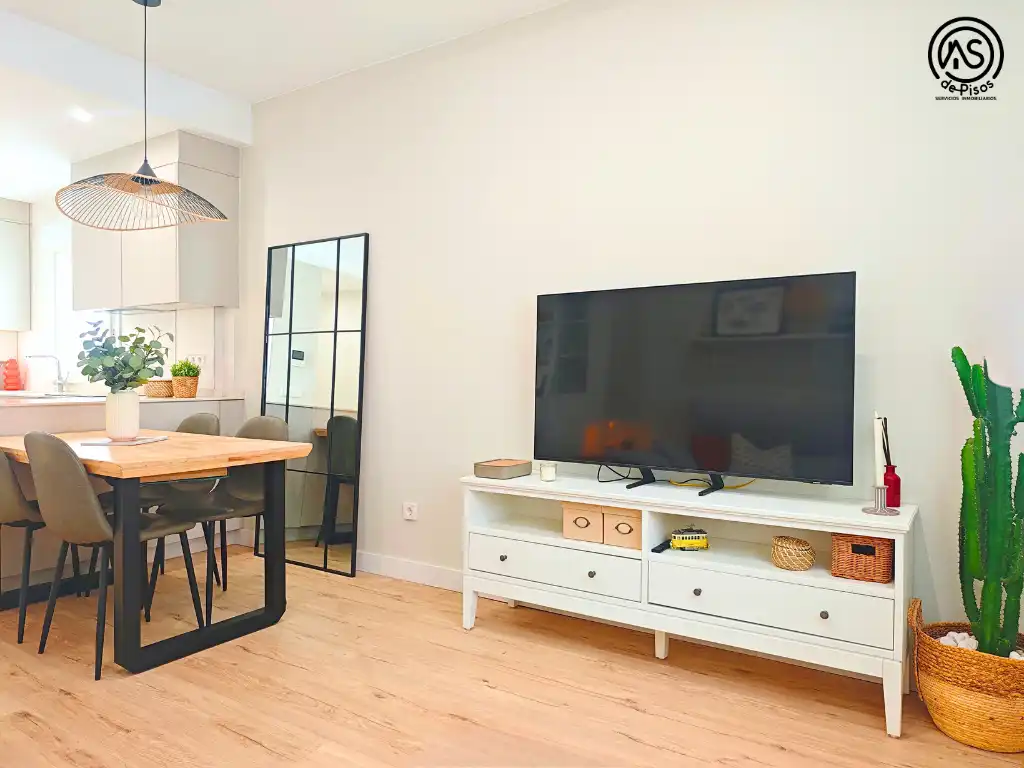 Apartamento de alquiler en Calle de Baltasar Gracián, 27, Universidad San Francisco