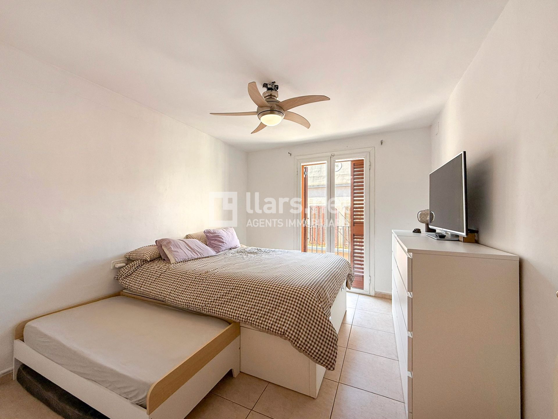 Bedroom of Single-family semi-detached for sale in Vilanova i la Geltrú  with Heating, Terrace and Storage room