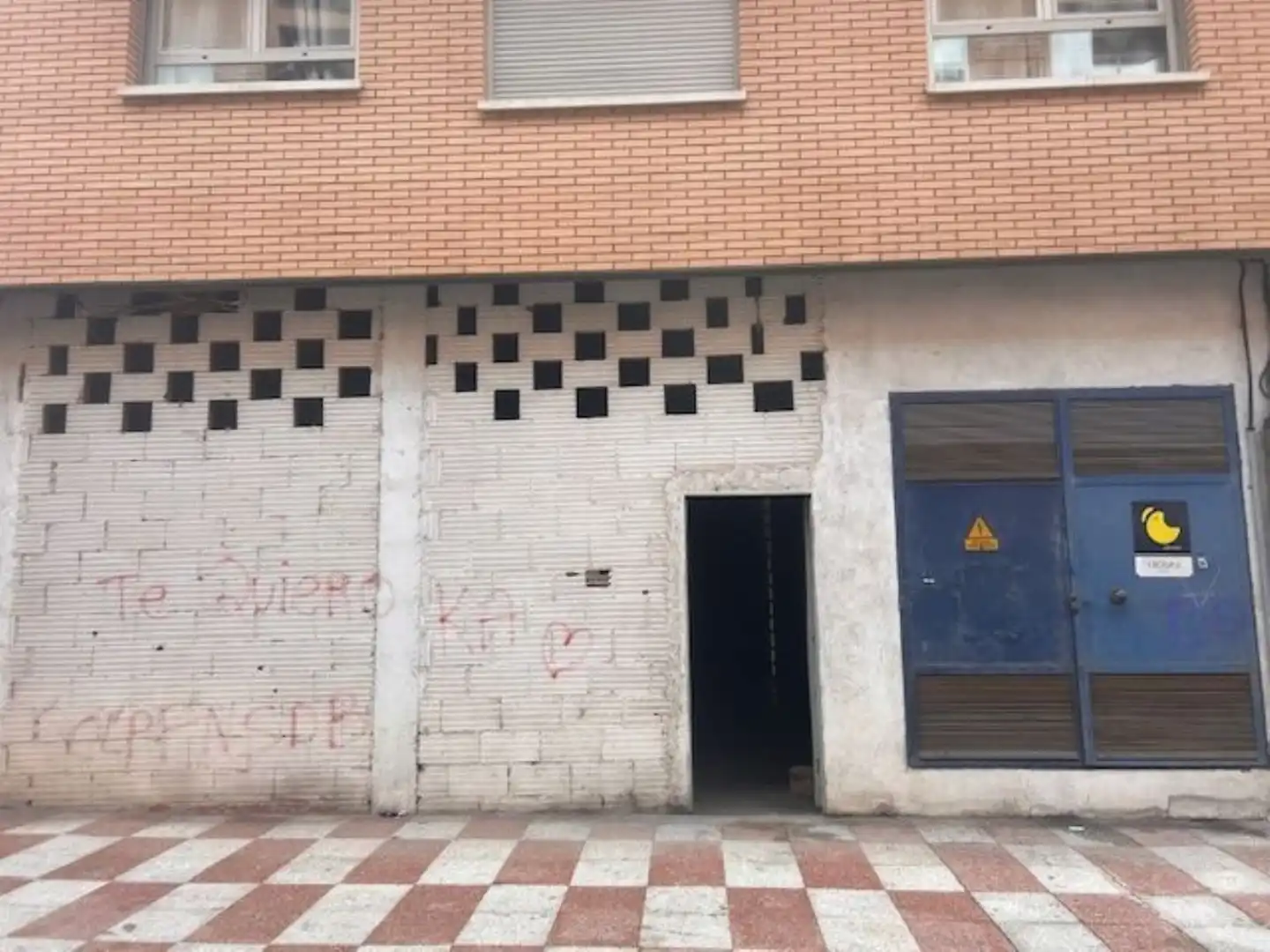 Vista exterior de Local en venta en Belmez con Amueblado