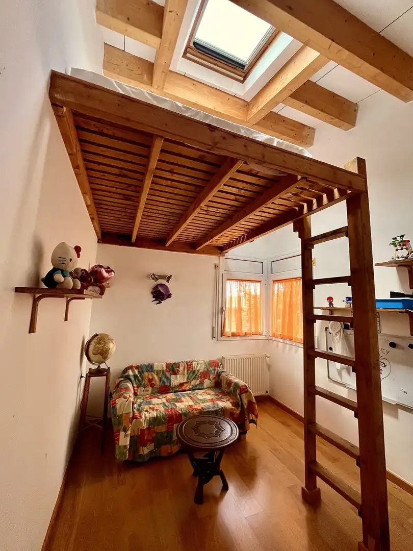 Dormitori de Casa o xalet en venda en Navata amb Aire condicionat, Calefacció i Terrassa