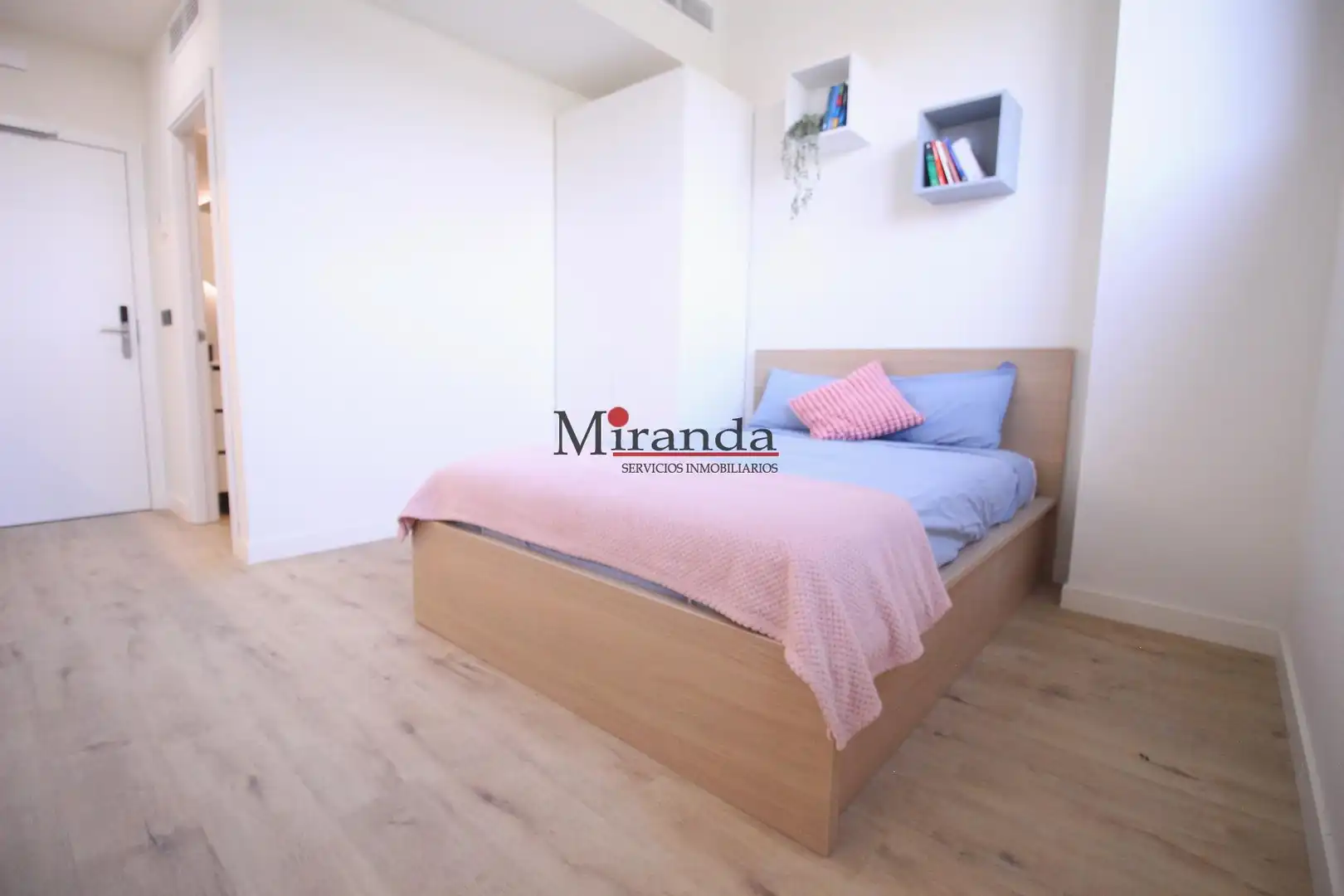 Habitación de Estudio para compartir en Villaviciosa de Odón con Aire acondicionado, Calefacción y Terraza