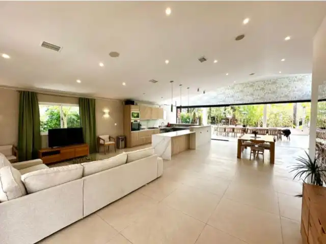 Chalet con piscina en venta en Poligono, imagen 2