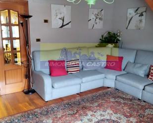 Living room of Duplex for sale in Castro-Urdiales