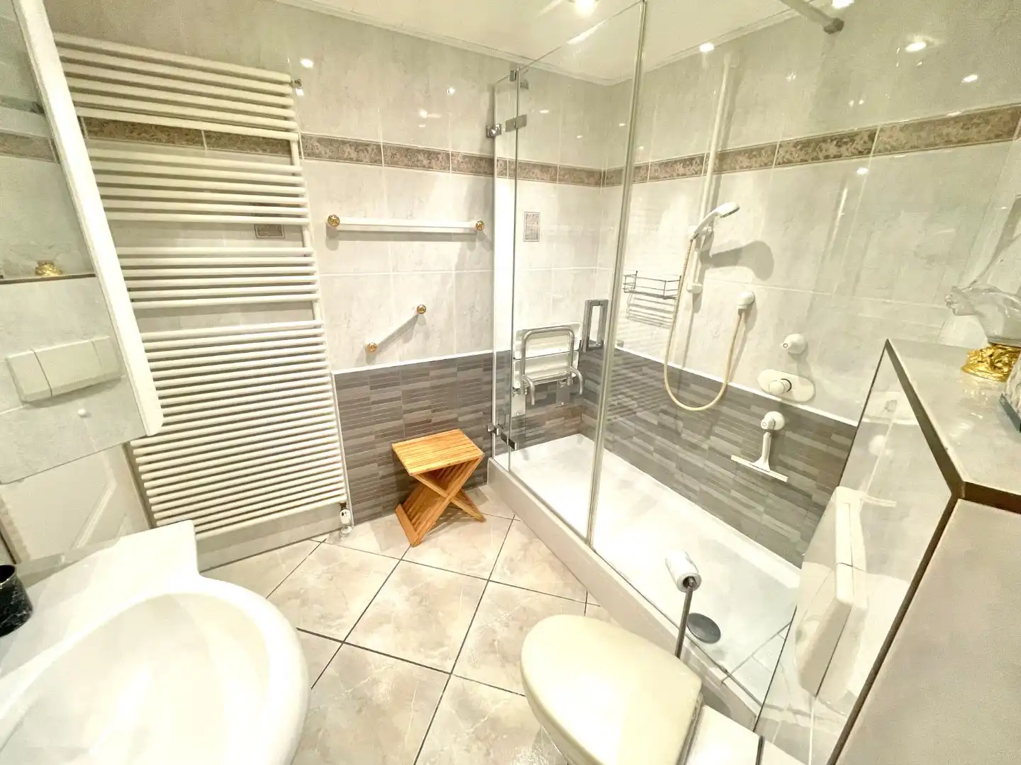 Bathroom of Flat for sale in Roses  with Terrace and Balcony
