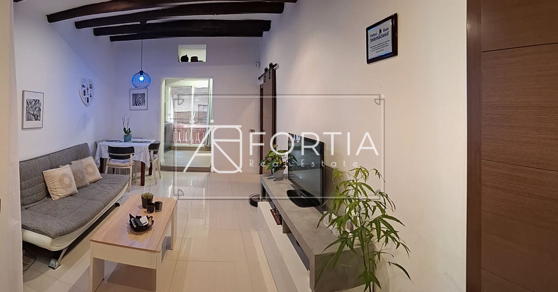 Living room of Attic for sale in  Barcelona Capital  with Air Conditioner, Heating and Storage room