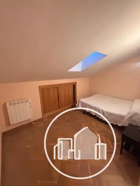 Habitación de Ático en venta en Medina de Pomar con Calefacción