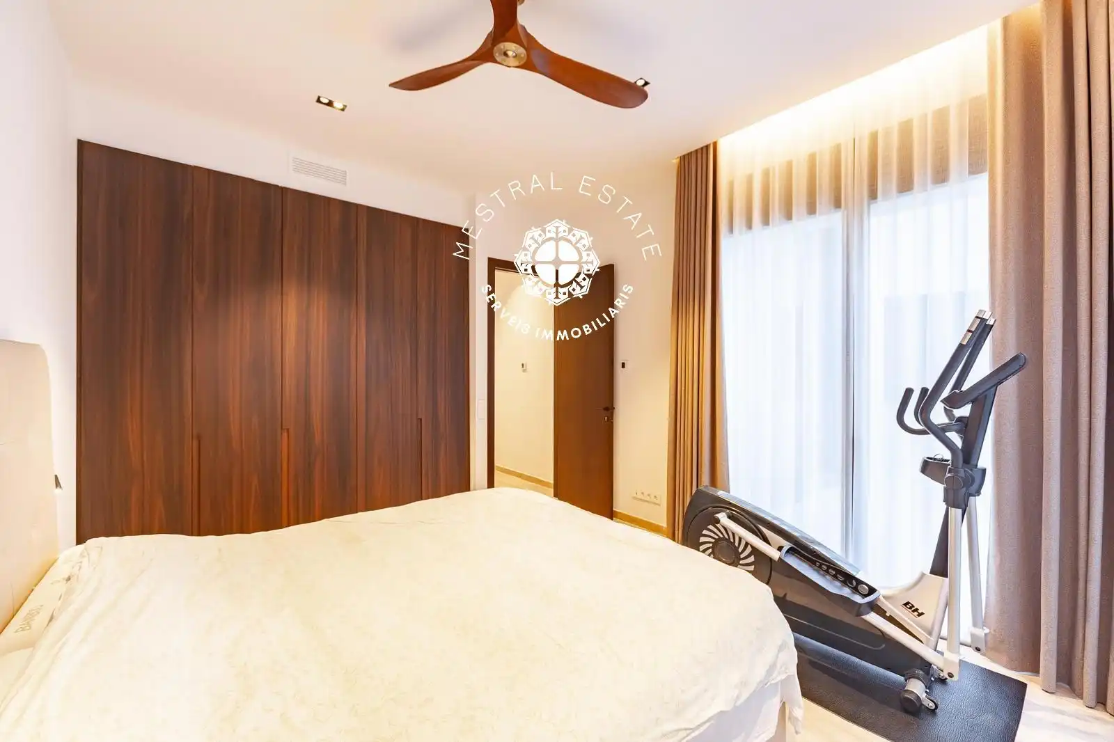 Bedroom of Houses for sale in Castelldefels  with Air Conditioner, Heating and Swimming Pool