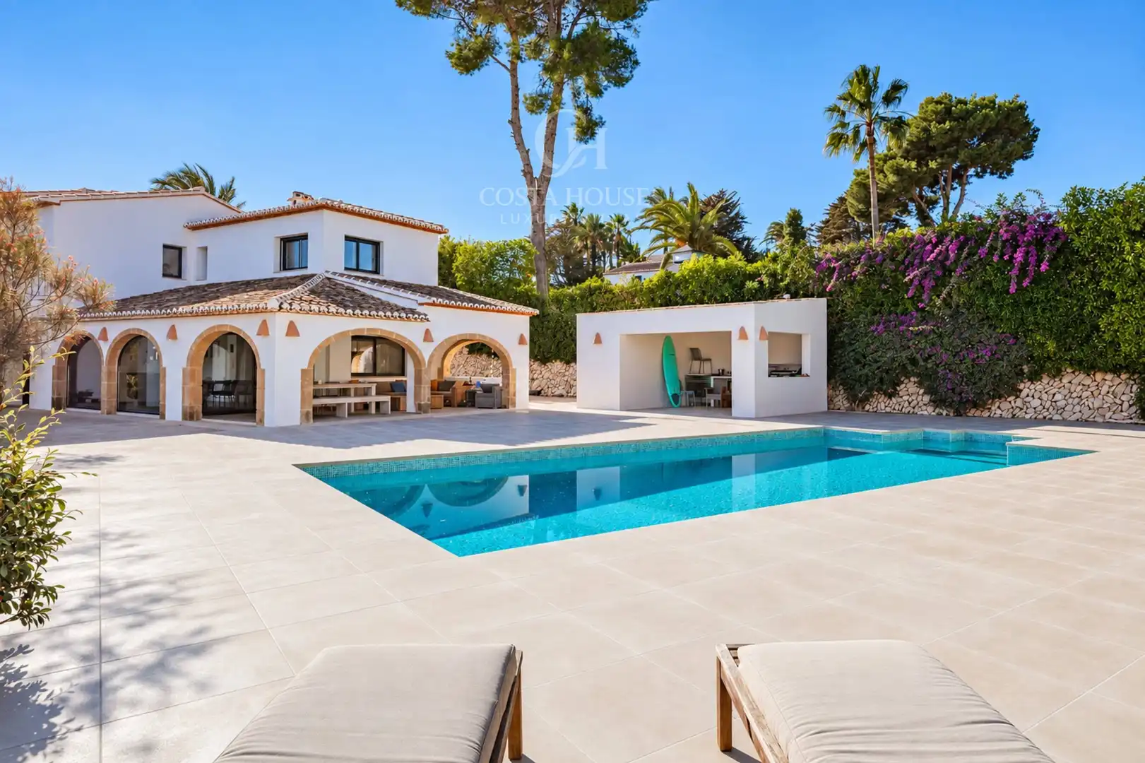 Exterior view of Houses for sale in Cap Martí - El Tossalet - Pinomar