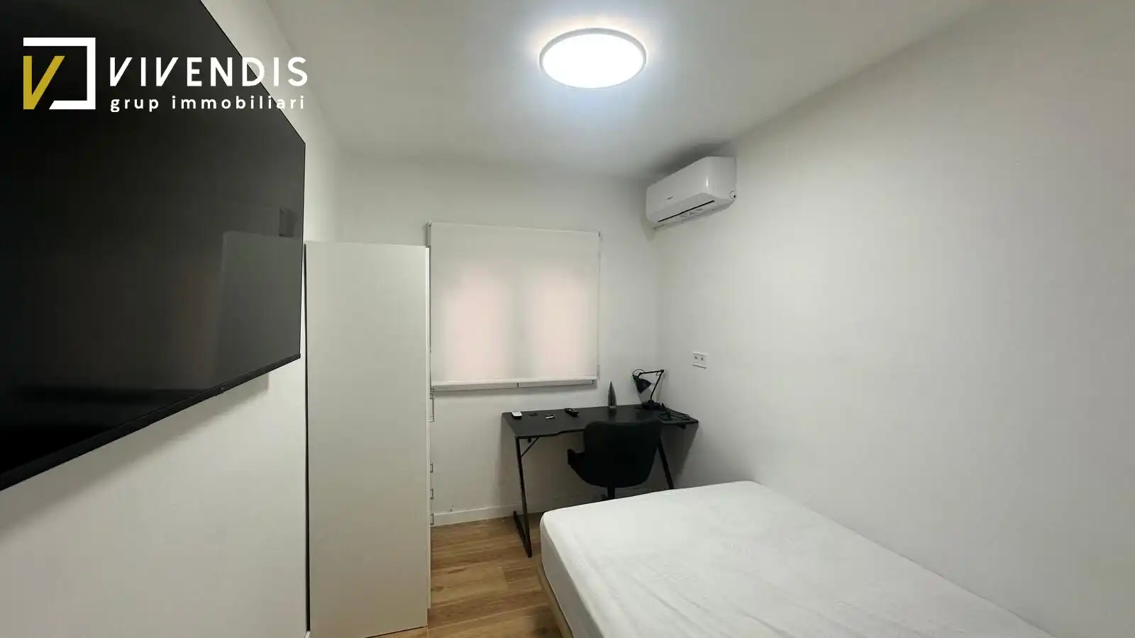 Schlafzimmer von Wohnung zum Verkauf in Lleida mit Möbliert