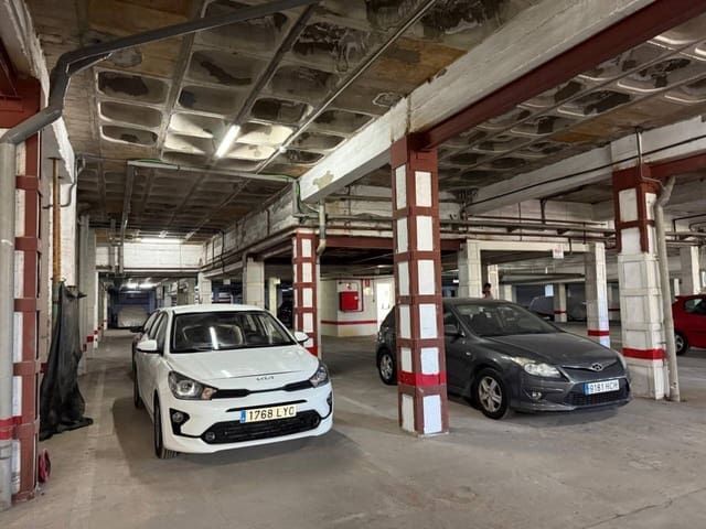 Parking of Garage to rent in Adeje