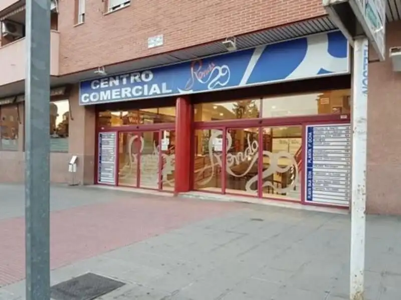 Local en venda en  Toledo Capital