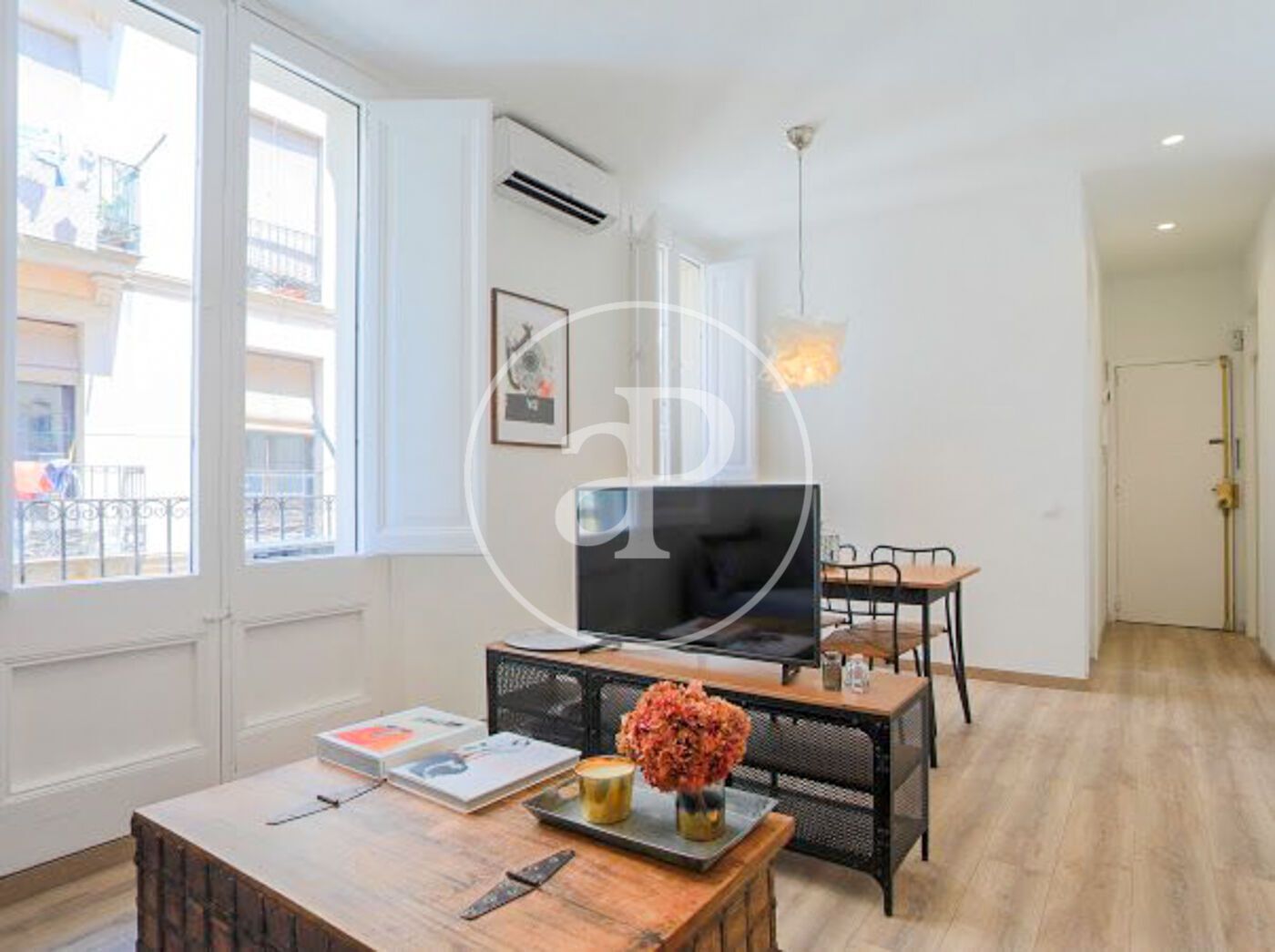 Living room of Flat to rent in  Barcelona Capital  with Air Conditioner, Heating and Furnished