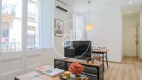 Living room of Flat to rent in  Barcelona Capital  with Air Conditioner, Heating and Furnished