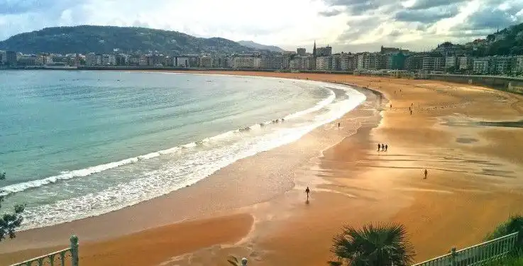 Wohnungen zur Miete in Los CASTROS, El Sardinero