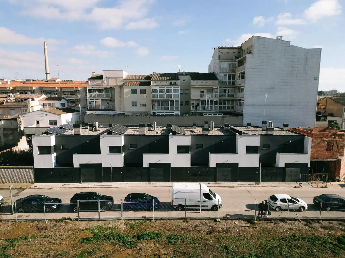 Vista exterior de Casa adosada en venda en Balaguer amb Aire condicionat, Calefacció i Jardí privat