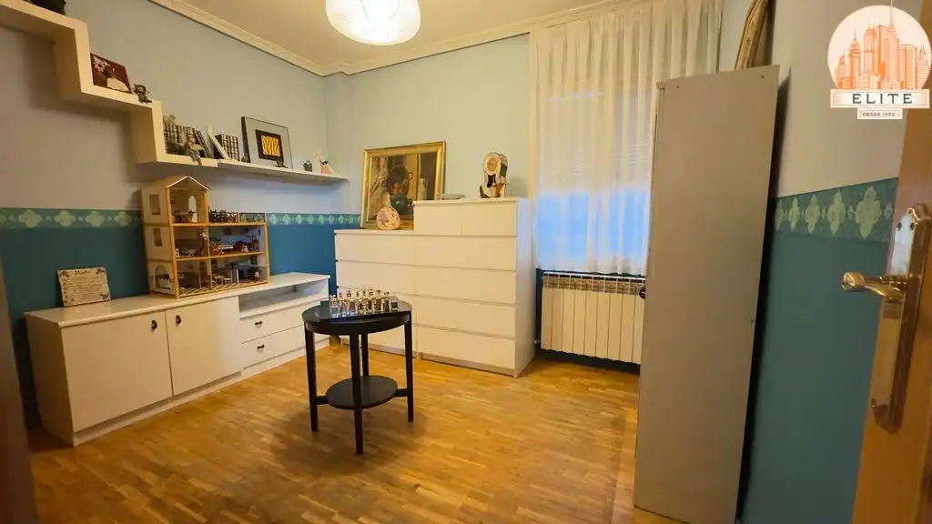 Habitación de Piso en venta en Alcorcón con Aire acondicionado, Calefacción y Parquet