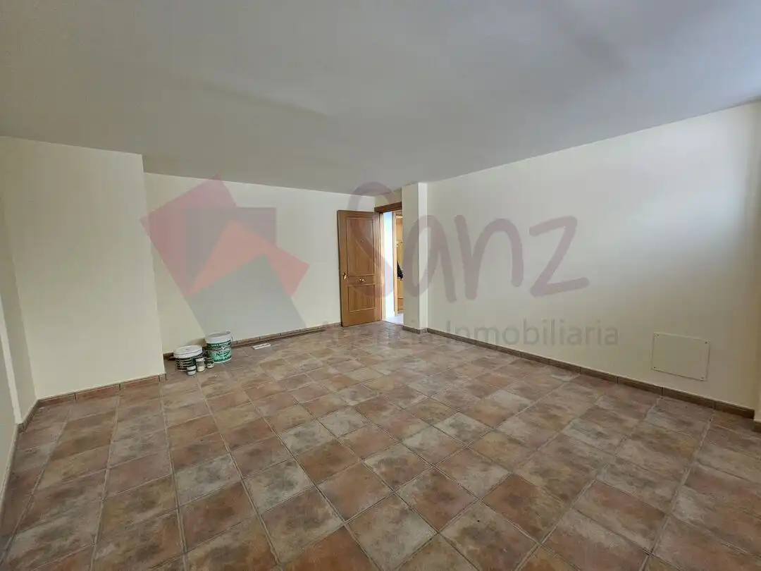 Local en venta en Ribafrecha