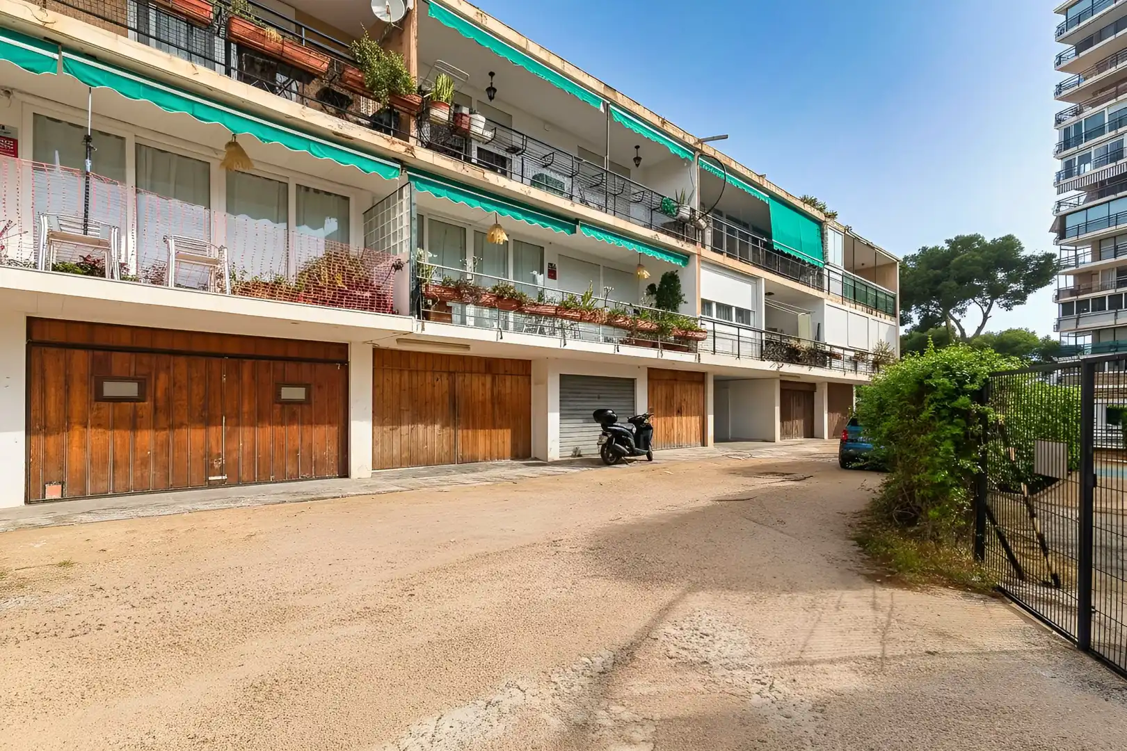 Außenansicht von Wohnungen zur Miete in Alicante / Alacant mit Klimaanlage, Heizung und Terrasse