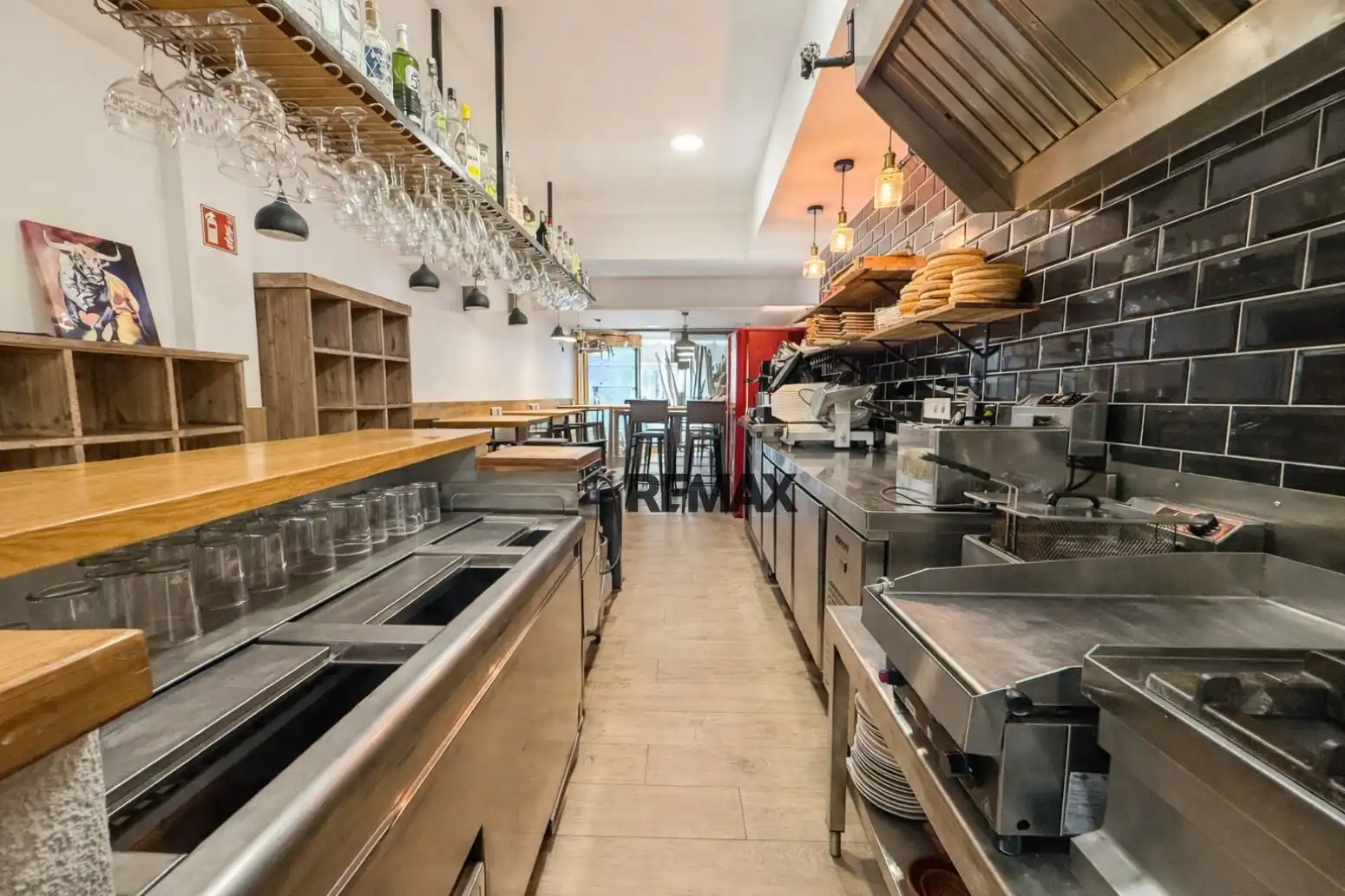 Cuina de Local de lloguer en Empuriabrava amb Aire condicionat i Terrassa