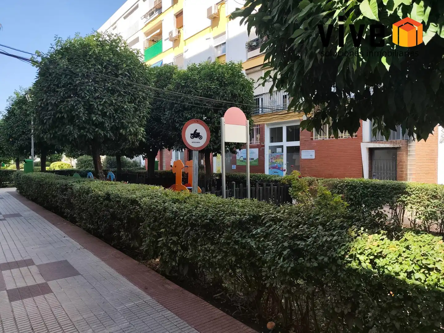 Vista exterior de Piso en venta en Sevilla con Aire acondicionado, Terraza y Trastero