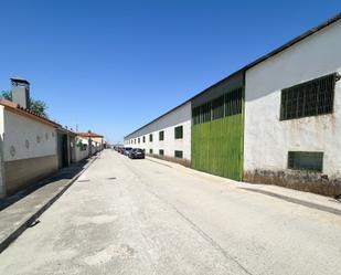 Vista exterior de Nau industrial en venda en Borox