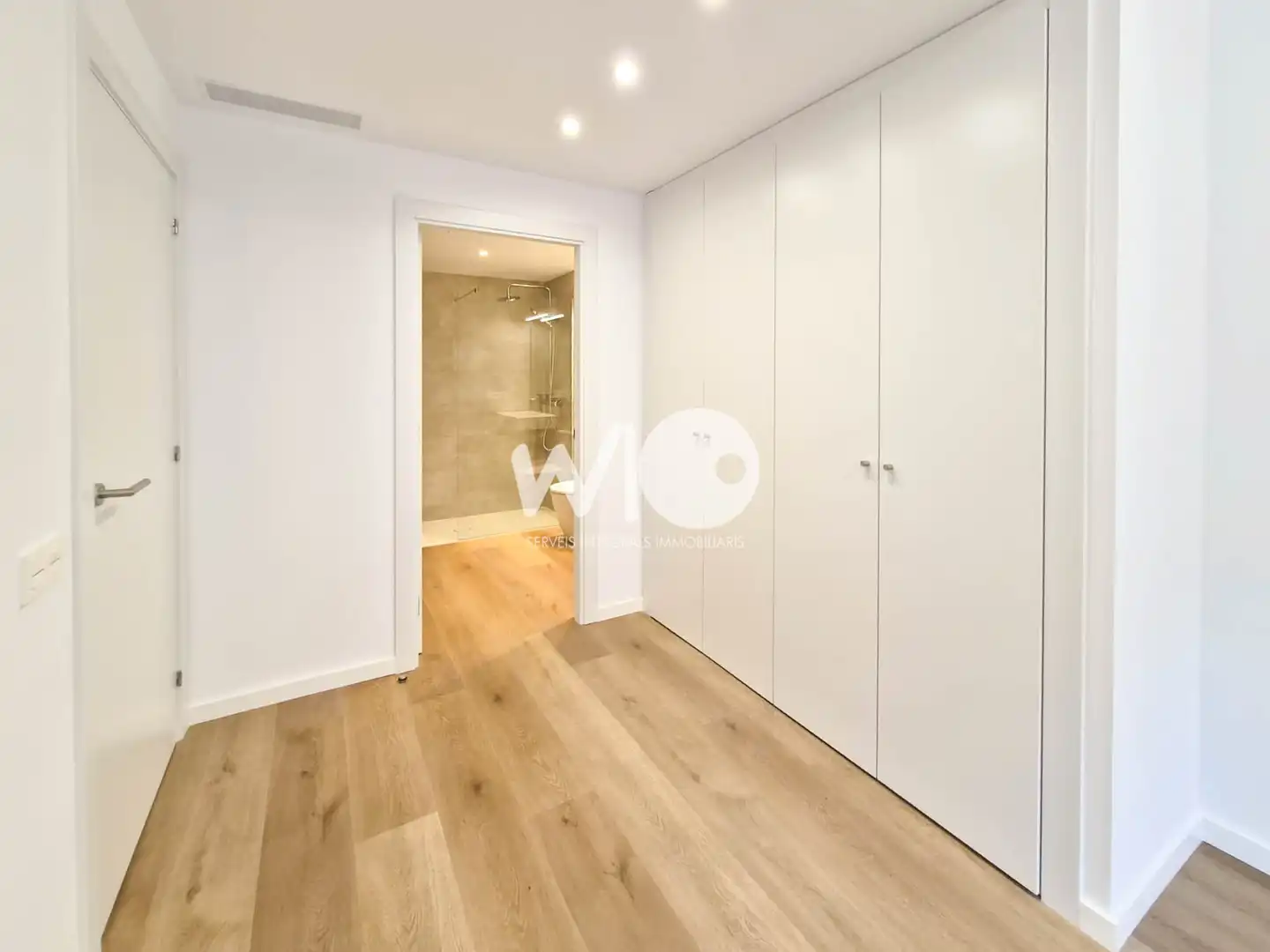 Habitación de Piso de alquiler en Girona con Aire acondicionado, Calefacción y Parquet