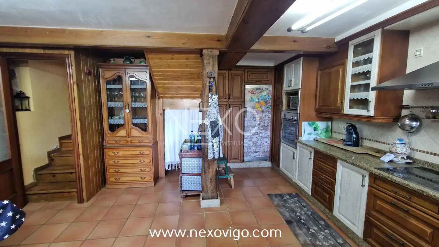 Küche von Haus oder Chalet zum Verkauf in Mondariz mit Heizung, Privatgarten und Terrasse