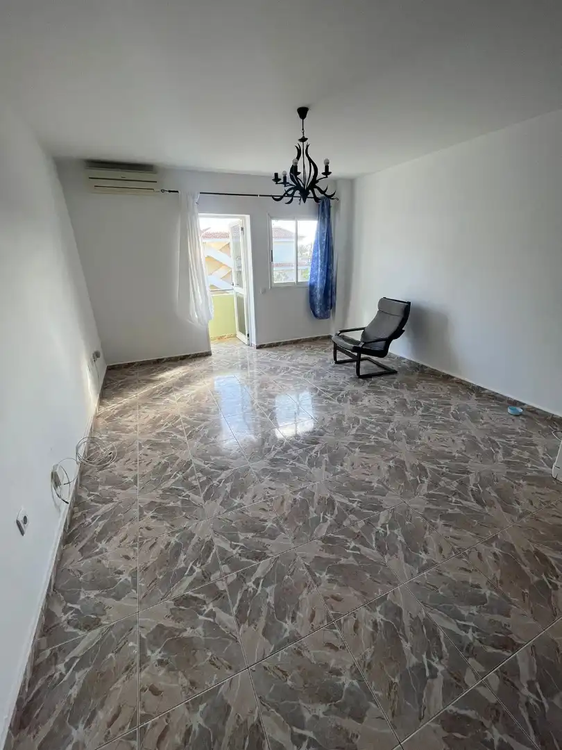 Vista exterior de Apartamento en venta en Arona con Balcón