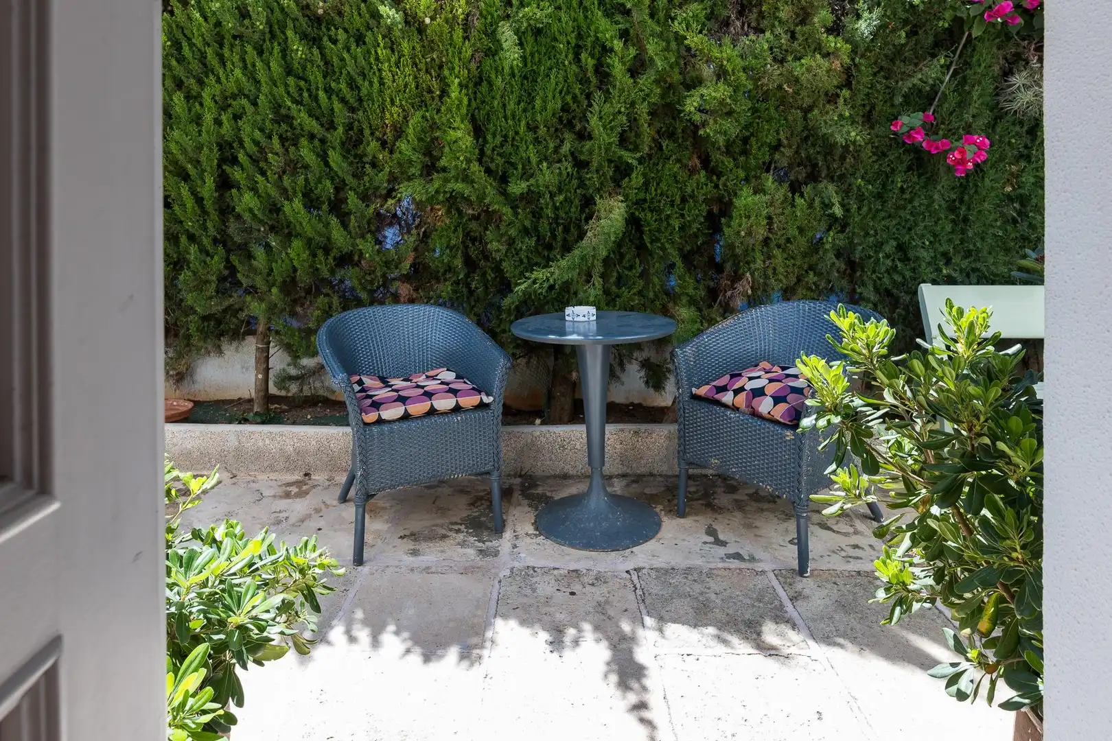 Terrasse von Einfamilien-Reihenhaus zum Verkauf in Ses Salines mit Klimaanlage, Heizung und Terrasse